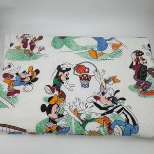 Disney Chatham Vintage Sports Blanket Mickey Minnie Donald Goofy White Retro